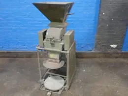 HOLMES HAMMERMILL CRUSHER