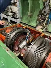 Bronx Taylor - Wilson Cross Roll Straightener