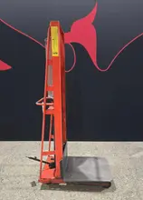 WESCO ESPL-60-2424-3W235 1000LB PNEUMATIC LIFT USED