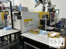 138 TON 3.4 OZ MILACRON FANUC ROBOSHOT MODEL S-110iA INJECTION MOLDING MACHINE MFG 2022