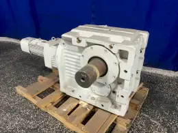 SEW-EURODRIVE 7.5 HP GEAR DRIVE