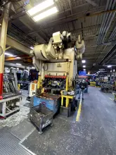 250 TON BLISS SSDC HP2-250-60-42, 8" STR, 18" SH, 4" ADJ, 60" LR X 42" FB BA, 25-100 SPM VARI, 1973