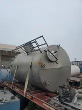 2,800 Gallon Stainless Steel Tank with Inside/Outside Access Ladder