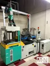 40 TON 2.3 OZ ARBURG MODEL 270C-400-100U LSR SILICONE INJECTION MOLDING MACHINE MFG 1999