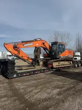 Doosan DX225LC-5 Hydraulic Excavator, 2018 – Hydraulic Thumb, Long Undercarriage, Rotobec RPA3045R43 Grapple