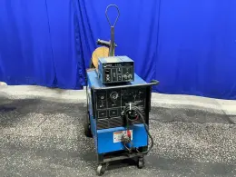Miller 300 Amp Welder   -  Shopmaster 300 Ac/dc