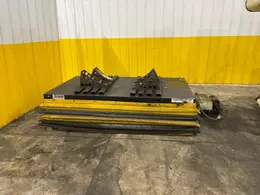24,000 LBS X 7’ X 4’ AUTOQUIP HYDRAULIC LIFT TABLE: YOBRO #24356
