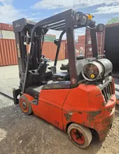 Linde H25CT 5,000 LB LPG Cushion Tire Forklift, 2022 – Hydrostatic Drive