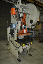 60 Ton Niagara OBI Press