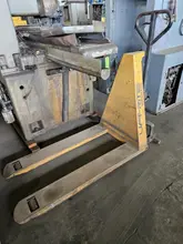 3000 LB CAPACITY LIFT RITE ELECTRIC PALLET JACK. STOCK # 0640523.