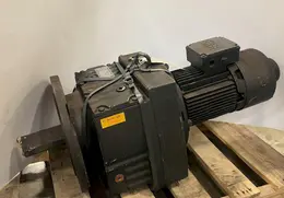 SEW EURODRIVE RF97 DV100M4/BMG/TF/XV2A GEARMOTOR USED