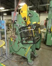 22 TON MINSTER NO 3 OBI FLYWHEEL PRESS. STOCK # 0773725