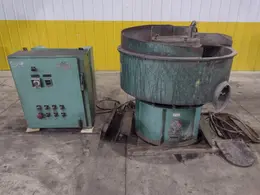 7 CUBIC FOOT X 48" SWECO MODEL #FMD7LR VIBRATORY BOWL PARTS FINISHER: STOCK #23140