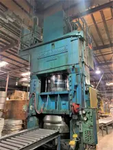 1200 TON CLEARING H-1200-60-48 STRAIGHT SIDE HYDRAULIC HYDRAULIC PRESS. STOCK # 0679124