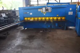 10' X 1/4" CINCINNATI CNC HYDRAULIC POWER SQUARING SHEAR.  STOCK # 1006925