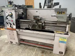 13" x 40" CLAUSING-COLCHESTER Geared Head Engine Lathe