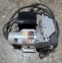 MILLER 195515 RIGHT WIRE DRIVE MOTOR ASSEMBLY USED
