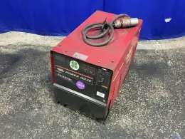 Lincoln Electric  455 Watts  Welder - Powerwave455m