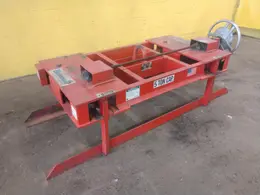 10,000 LB (5 TON) X 84" LONG X 36" TO 60" BUSHMAN MODEL #5600 MECHANICAL SHEET LIFTER