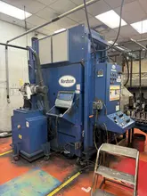 NORDSON POWDER COAT PAINT SYSTEM WITH FEEDER &amp; I-CONTROL: YOBRO #26208