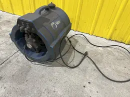 MILLER COOLMATE 4 WELDER COOLANT SYSTEM: STOCK 22452