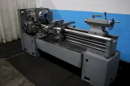 18" X 60" STANDARD MODERN ENGINE LATHE: STOCK #76247