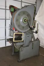 32 TON MINSTER OBI PRESS