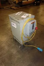 15 KVA GENERAL ELECTRIC 480 TO 240 VOLT ELECTRIC TRANSFORMER: STOCK #11188
