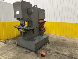 95 TON IRON CRAFTER MODEL 95-95 HMW HYDRAULIC IRON WORKER: STOCK #23333