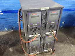 ENERSYS 24 V / 900 AH BATTERY CHARGER   -  EM3-12-900