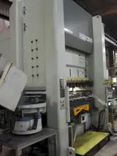 Komatsu Dual Servo Model H2W200 200T Straightside Press