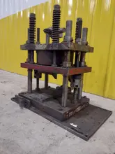 3 TON AIRAM 4 POST ROLLFORMER CUTOFF / PUNCH PRESS: STOCK #22112