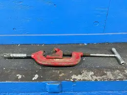 RIDGID HEAVY DUTY PIPE CUTTER   -  4-S
