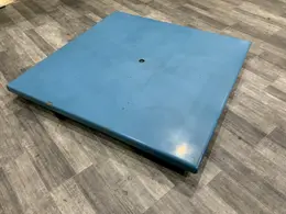 2000 LB ADVANCE LIFTS MODEL TML-200 NON POWERED ROTARY TABLE STOCK #80702