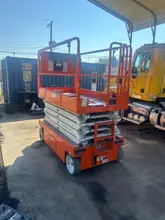 Snorkel S4732E Aerial Lift, 2023
