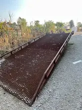 PORTABLE LOADING DOCK / RAMP STOCK# 3842