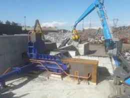 SENNEBOGEN 830 E-SERIE SCRAP HANDLER/LOADER