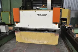 Beyeler - 100 ton x 3100 mm CNC