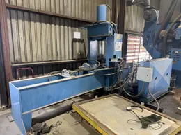 200 TON JAVELINA OILFIELD TRAVELING HEAD HYDRAULIC STRAIGHTENING PRESS: YOBRO #25136