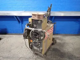 HOBART WELDER  -  FABRICATOR