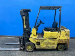 HYSTER 5600 LBS PROPANE FORKLIFT  -  S60XL