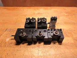 Aloris Lathe Tool Post Holder CXA 4-10 &amp; Knurl Wheel Attachment- Auction Item