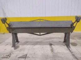 8' X 18 GAUGE CHICAGO DREIS &amp; KRUMP MODEL #818 MANUAL APRON BRAKE: STOCK #20395