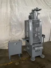 15 TON TISHKEN ACO-15 PNEUMATIC CUT OFF PRESS. STOCK # 0103617