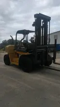 24,900 lb Caterpillar P26500 Diesel Forklift