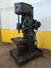 24" DEFIANCE MACHINE WORKS MODEL 200 SINGLE SPINDLE DRILL: STOCK #13426