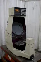 14" SCHEER-TUMICO MODEL #20-3600 BENCH TOP COMPARATOR: STOCK 76146