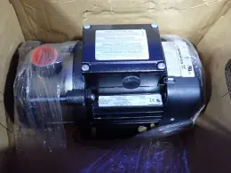 GRUNDFOS 55.8 PSI CENTRIFUGAL PUMP  -  CM3-3 A-R-I-E-AQQE J-A-A-N