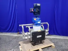 BINKS 5 HP ELECTRIC DRIVE PUMP  -  107073
