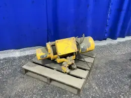 ACCO 1000 LBS HOIST  -  H4234P